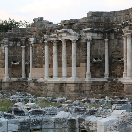 Lale Park Ξενοδοχείο 2*