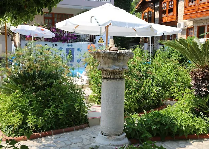 Hotell Lale Park Side